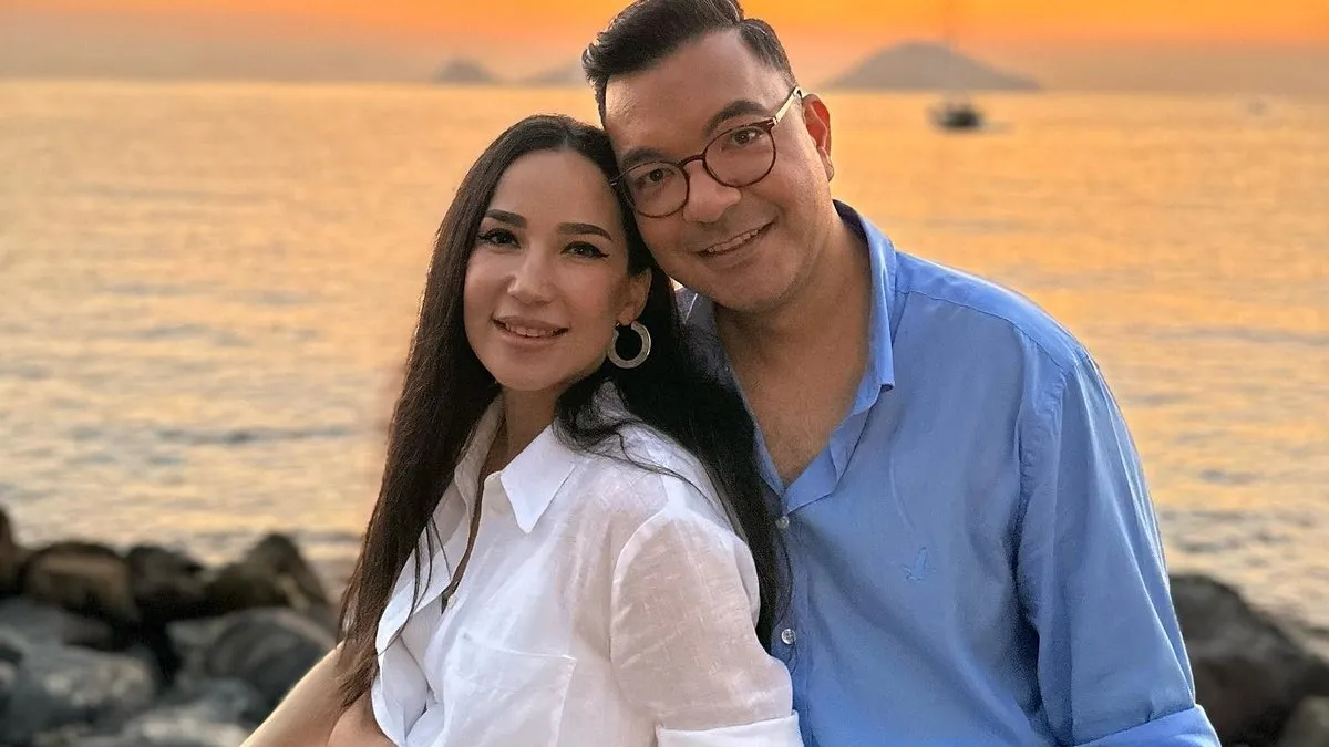 İpek Açar tatlı oğlu Ömer ile eşi Alper Kömürcü’nün doğum gününü kutladı! Ömer’i gören “Aynı babası” dedi