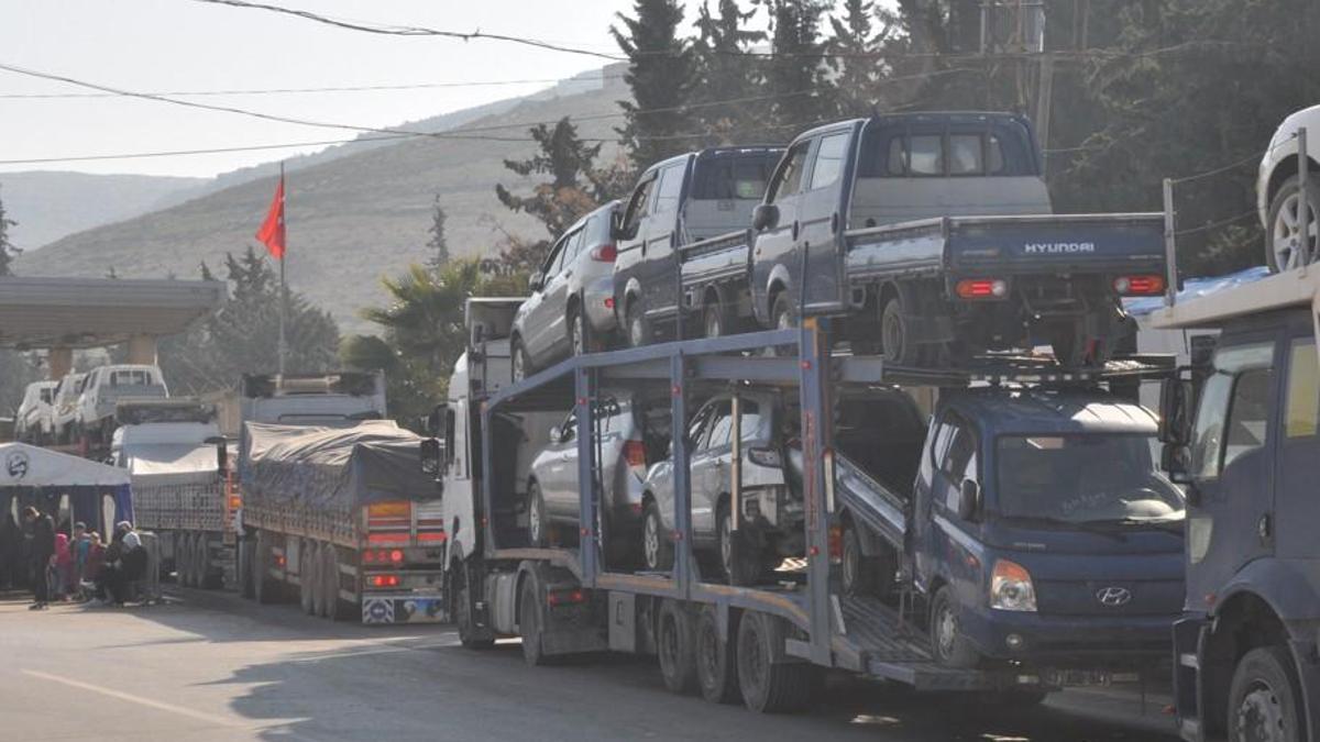 Transit geçiş ile Suriye’ye sıfır ve ikinci el araç sevkiyatı rekor kırdı